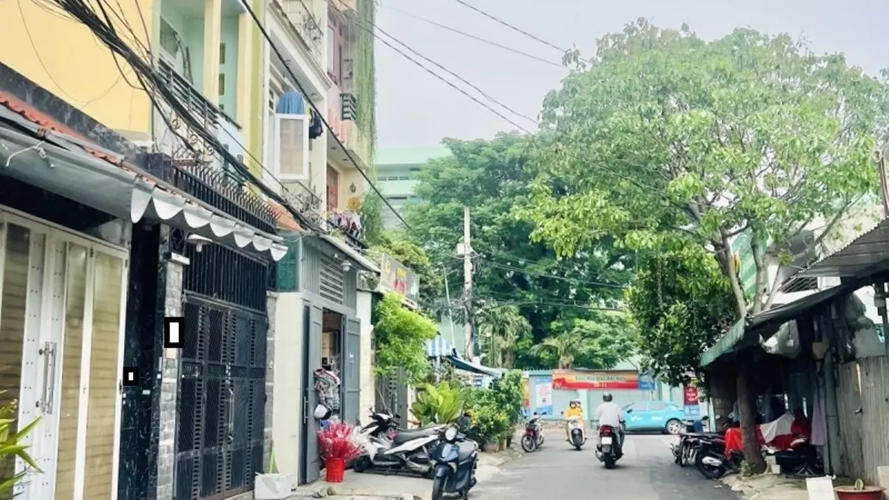 Tan Phu