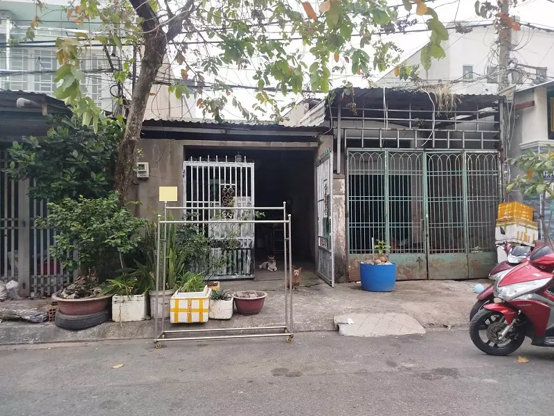 just over 40 million/m2, there is an 11m alley house, phan van hon, xuan thoi thuong, hoc mon, 171m2, 8m wide
