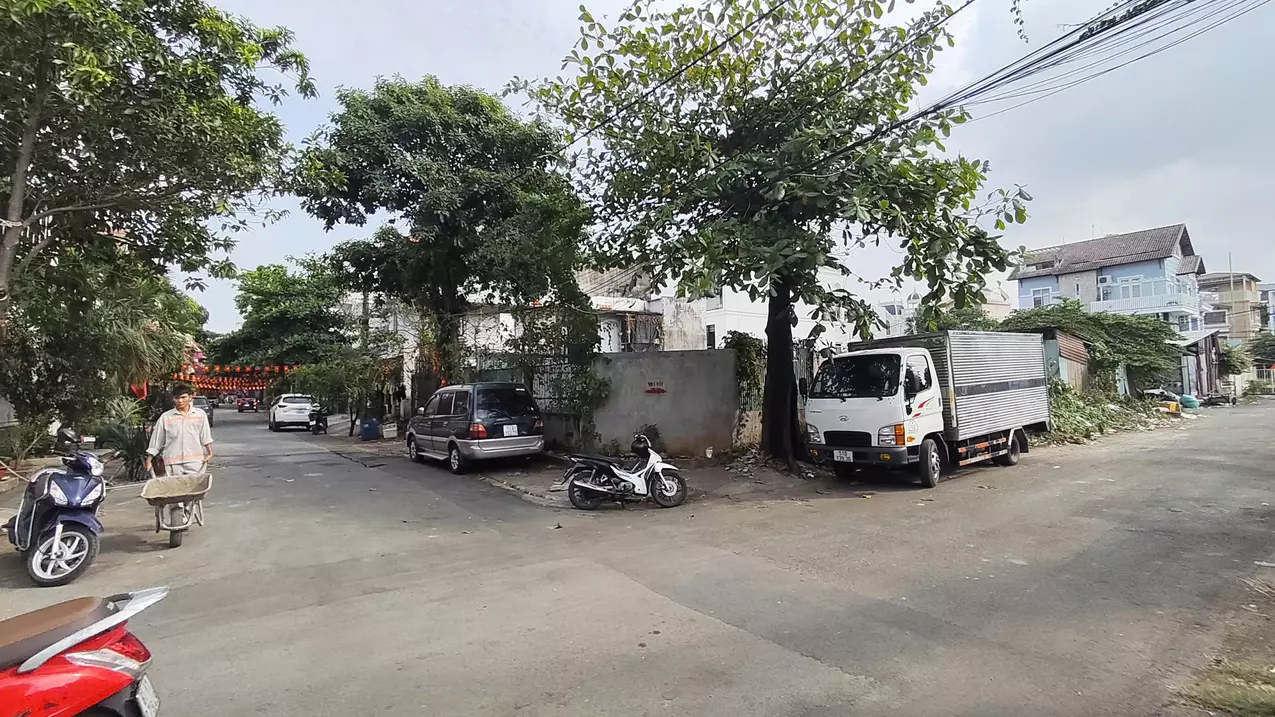 land for sale corner on 2 faces of street 23 - hiep binh chanh - thu duc city