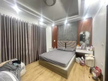 Ha Dong