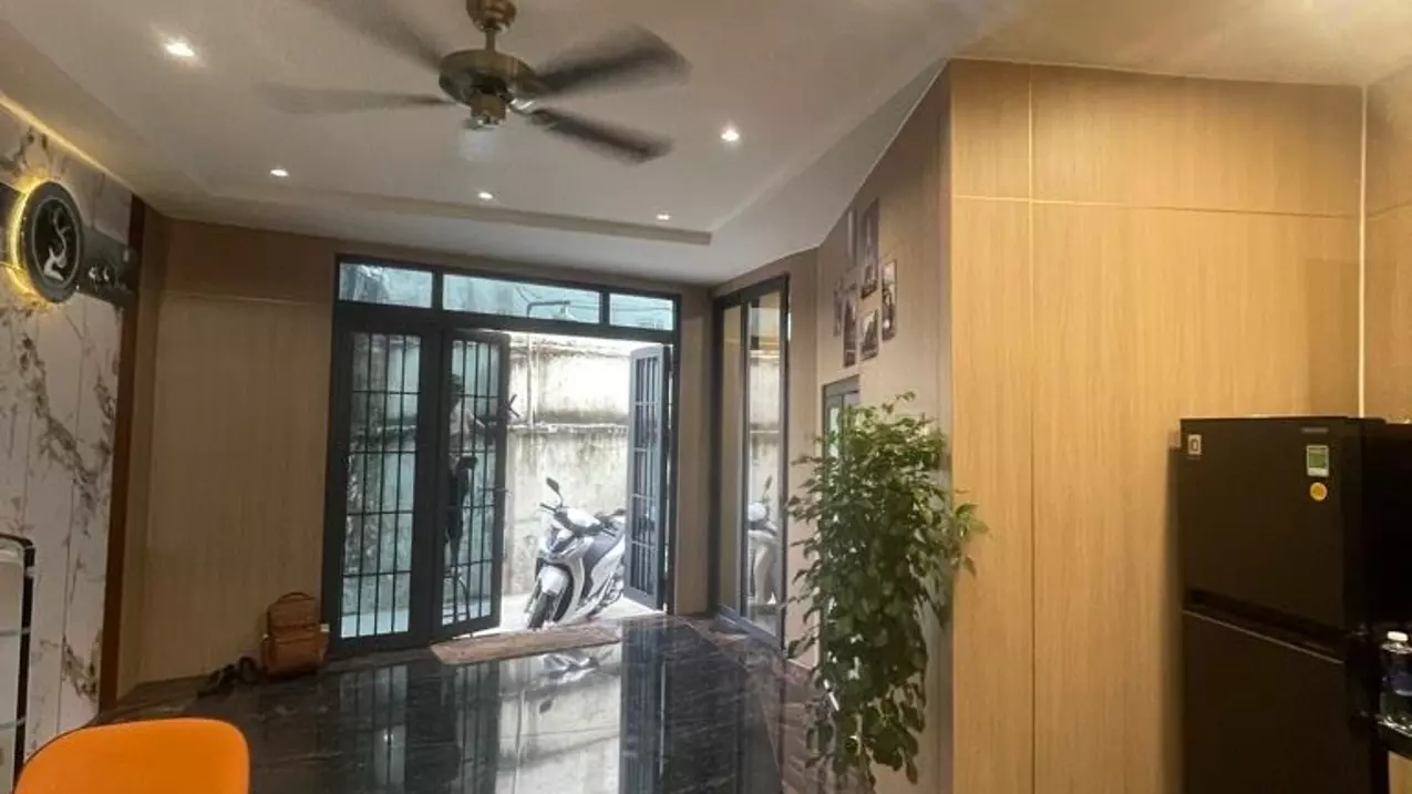 luxury chdv - 5 floors (6.3x10.5m) - august revolution q3 - 7 closed bedrooms - 9.x billion