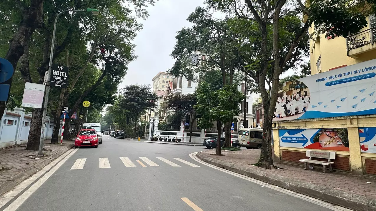 Nam Tu Liem