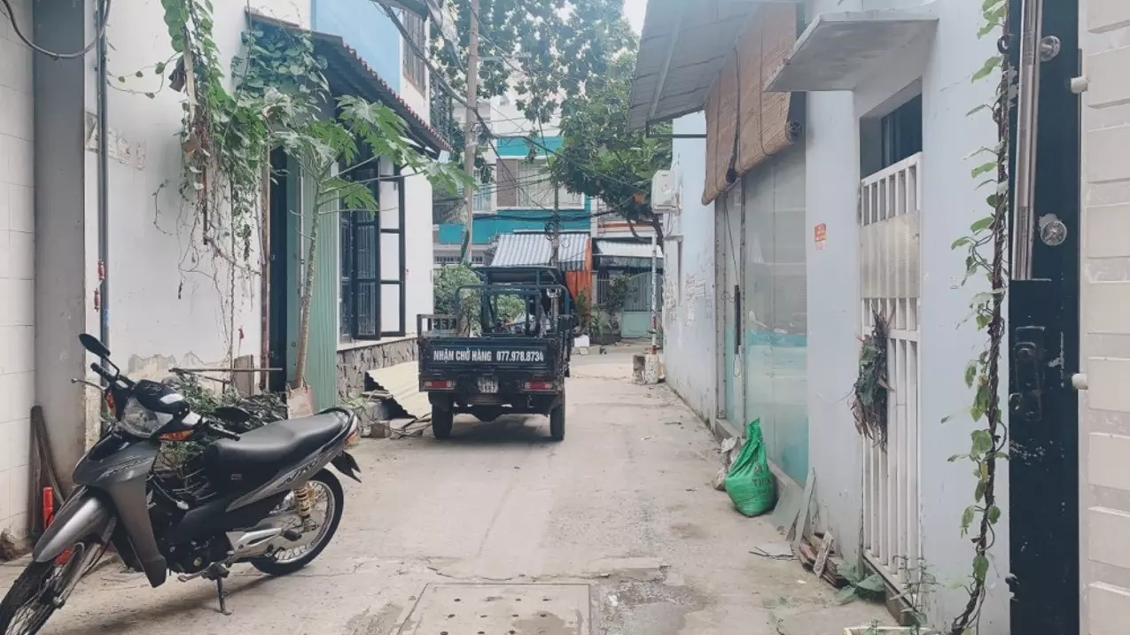 need money ly sell social house le dinh tham, district 4, city 4x12.5m2 2t st, price only 5 billion