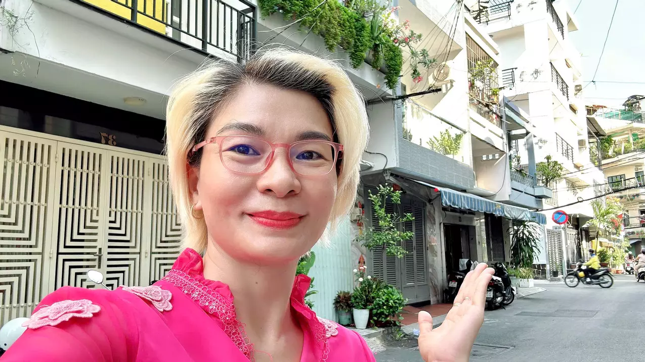 owner for sale 4-floor house front of vinh hoi street, district 4 - giang giang: