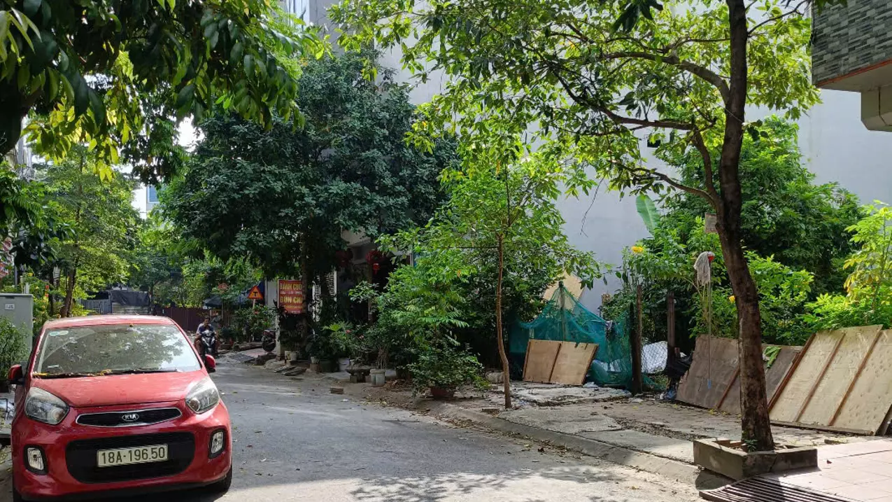 Nam Tu Liem