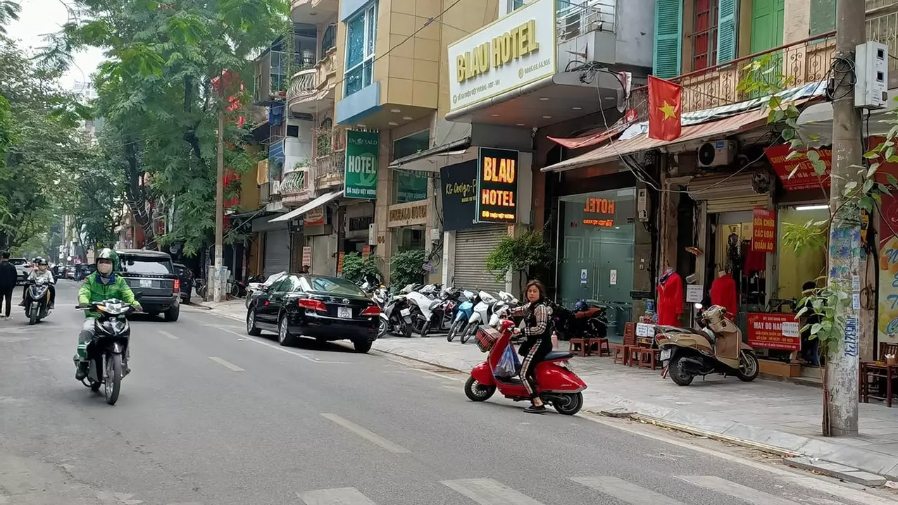Ha Dong