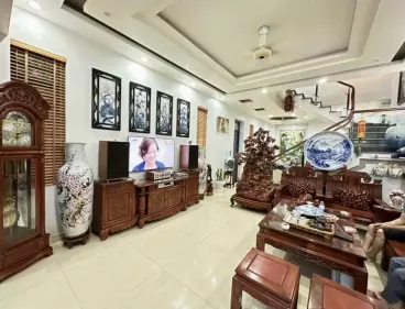 Hong Bang