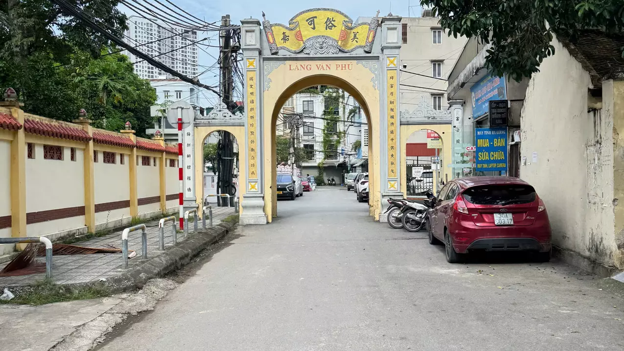 Ha Dong
