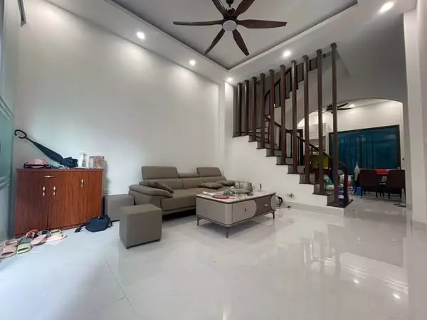 Hoang Mai