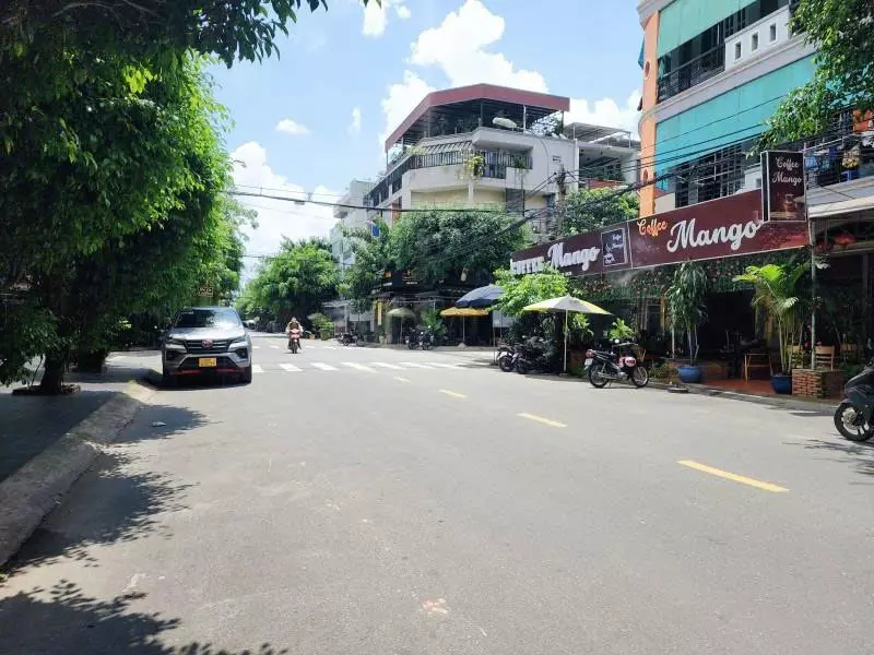 Tan Phu