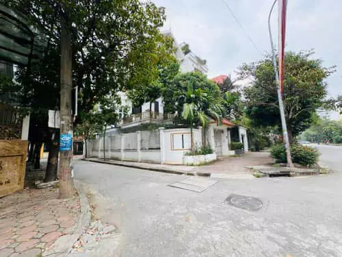 Hoang Mai