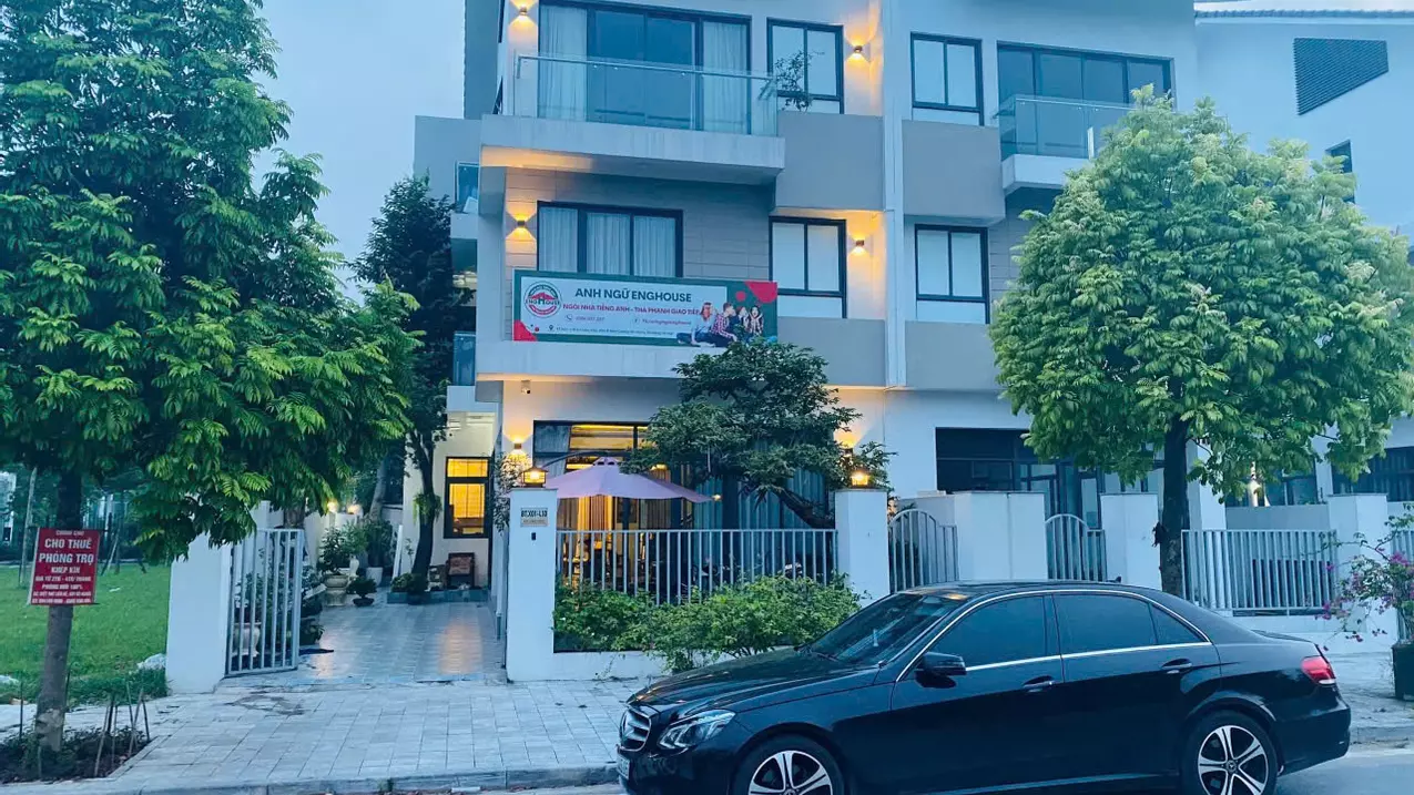 Ha Dong