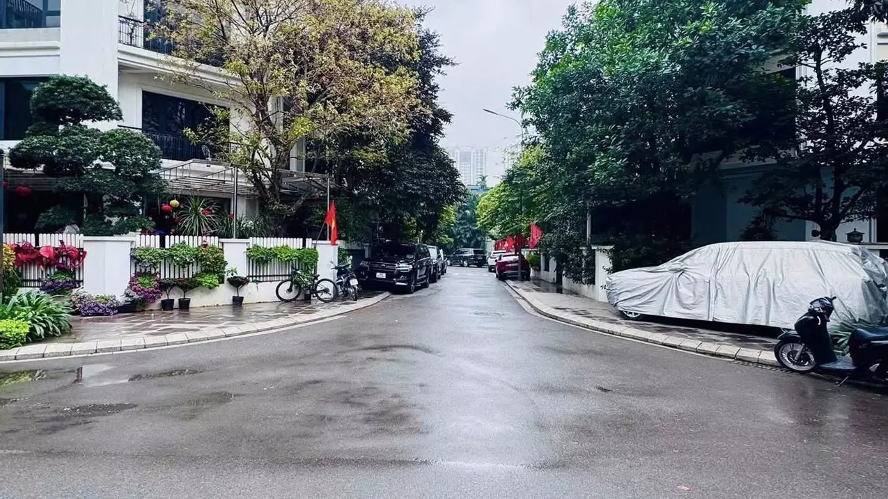 Nam Tu Liem