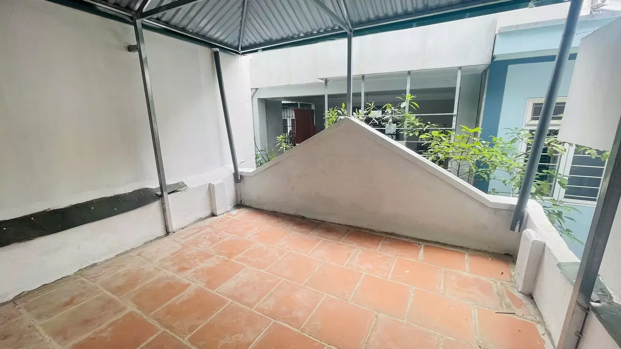 Nam Tu Liem