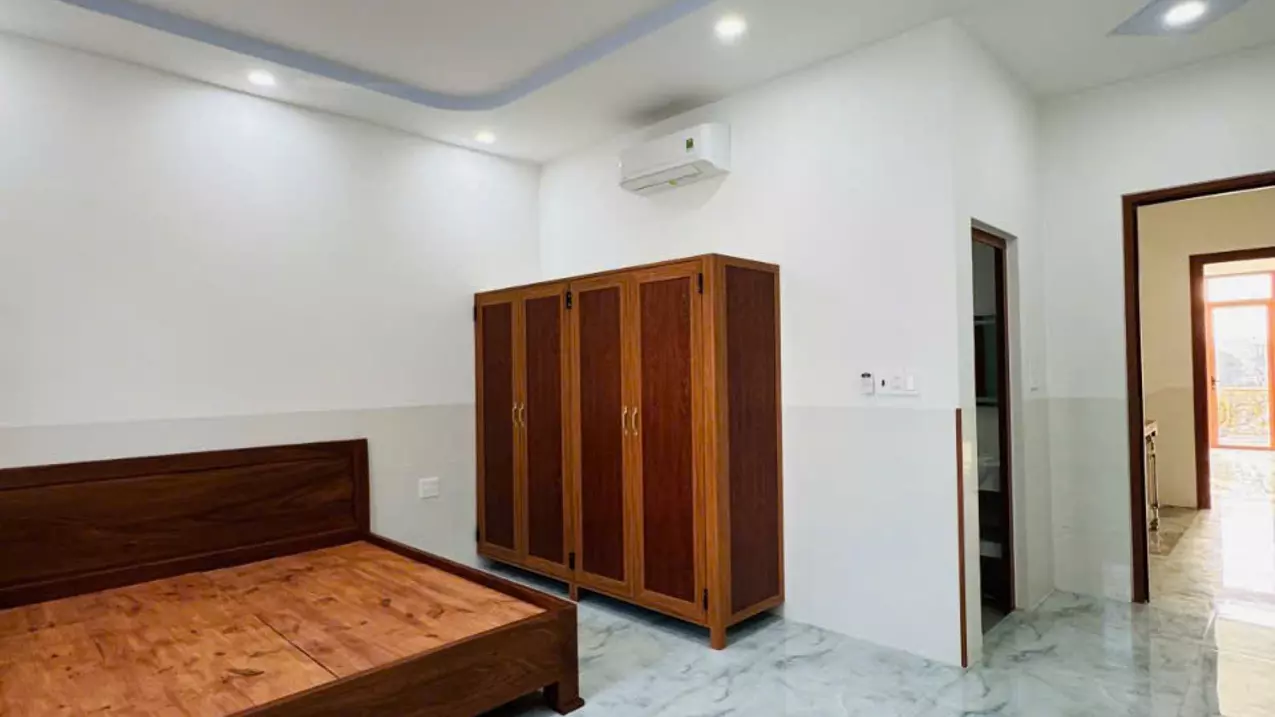 binh tan, beautiful new house, 4 floors, 100m2, business area, rocket vip area.