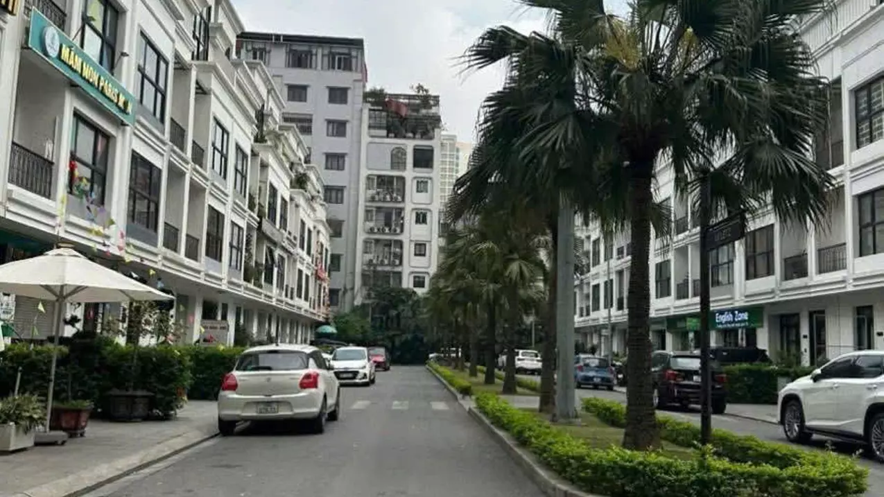 Nam Tu Liem