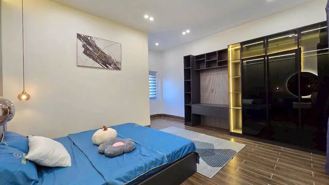 Hoang Mai