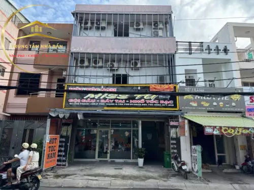 Tan Phu