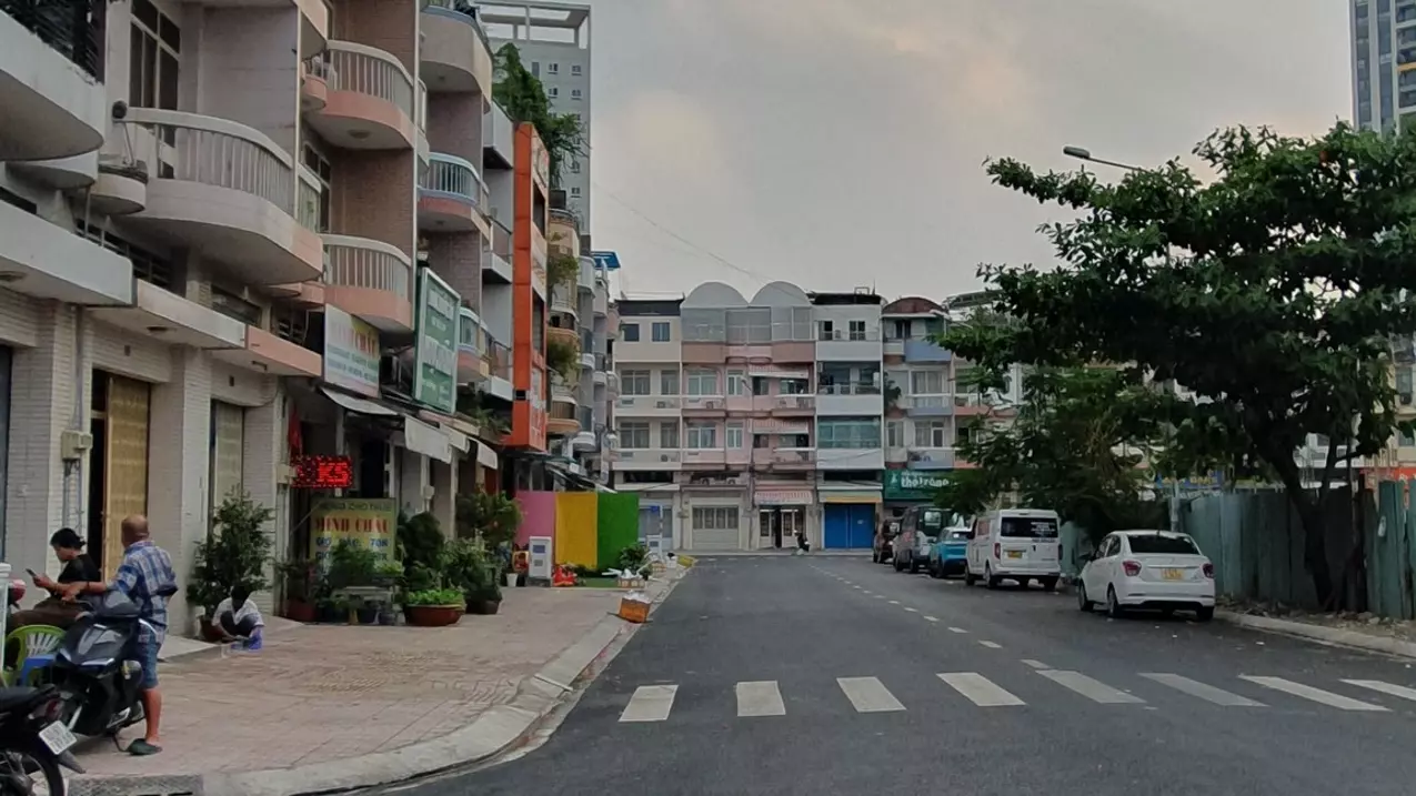District 8