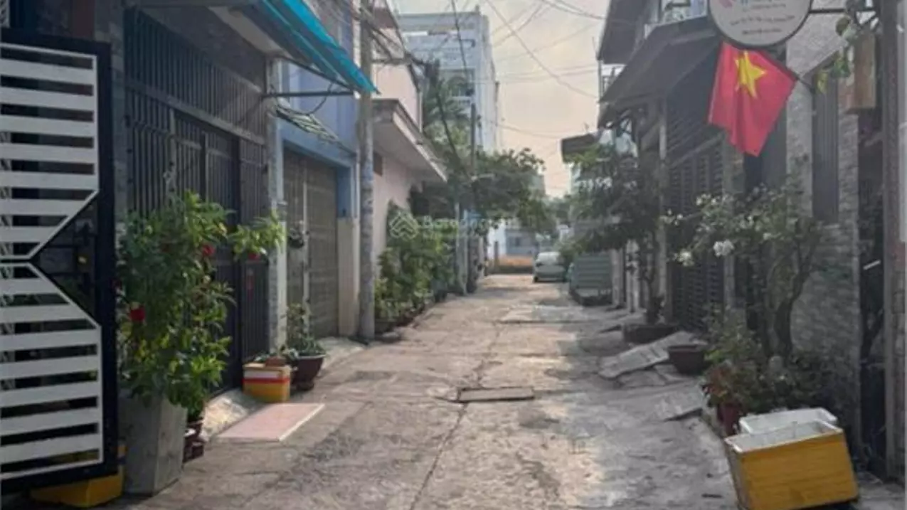 Tan Phu