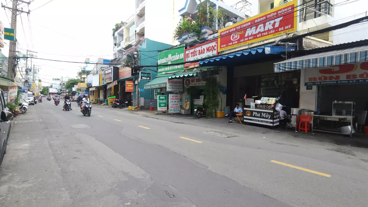 Tan Phu