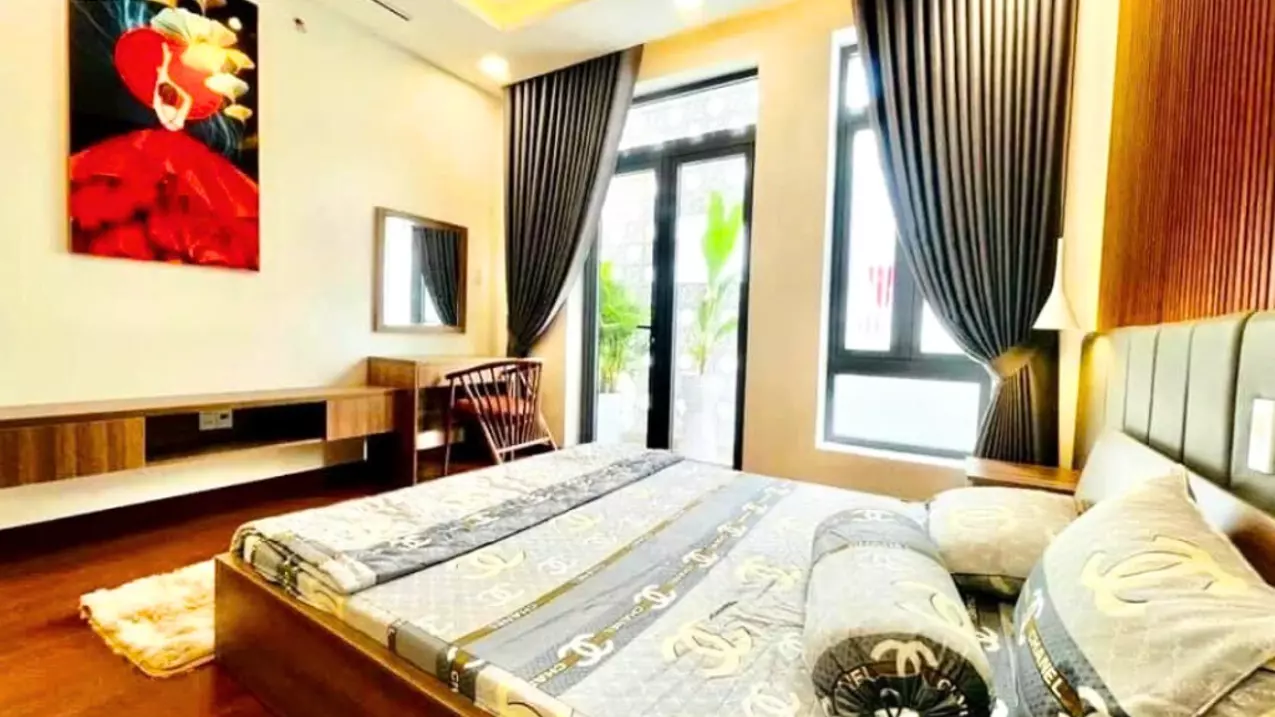Hoang Mai