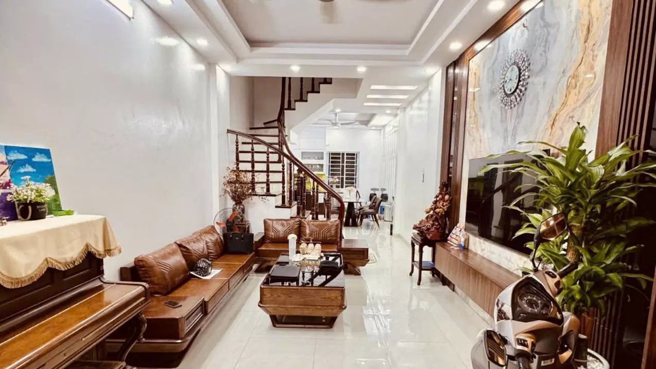 Hoang Mai