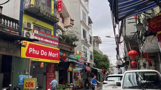 Nam Tu Liem