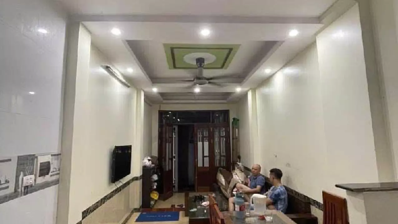 Nam Tu Liem