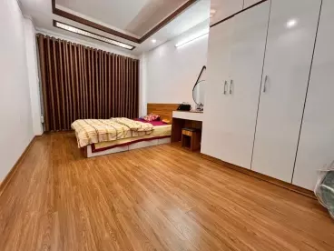 Ha Dong
