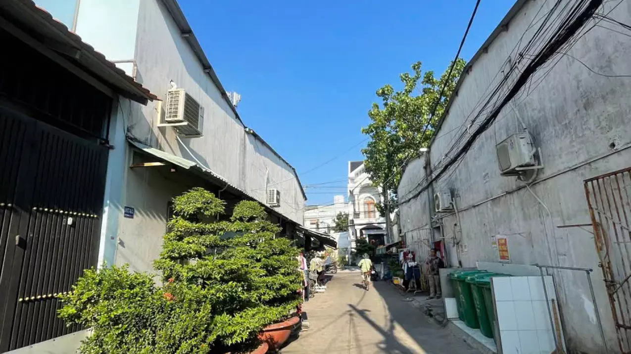 residential land for sale free 3 apartments - right in the super beautiful center