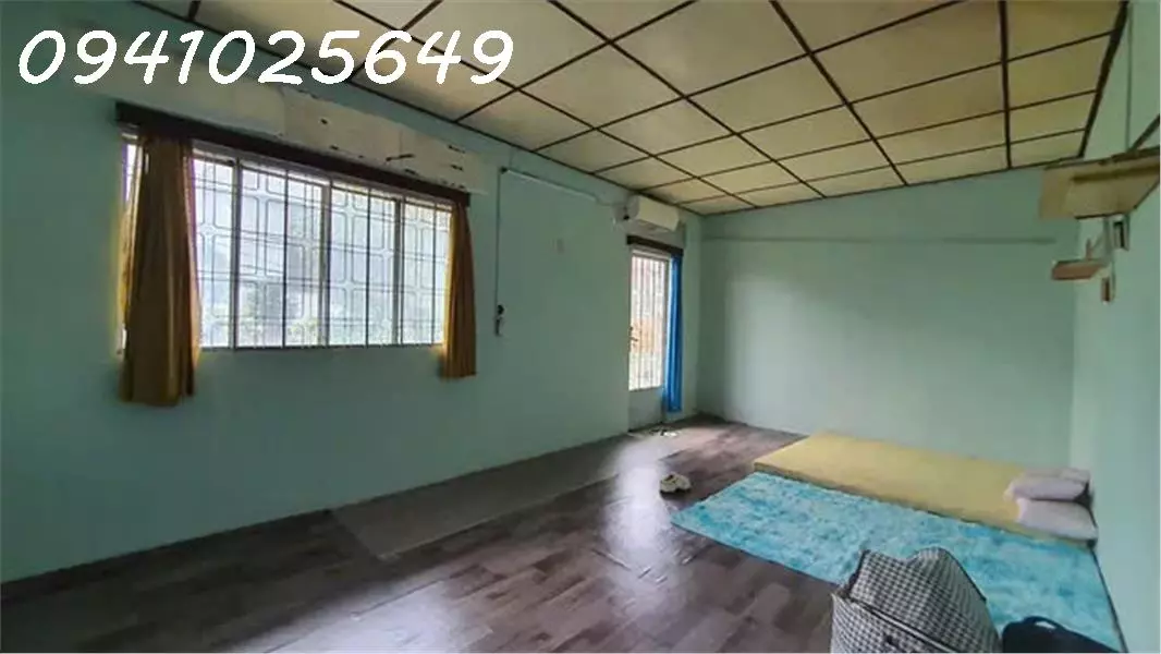 District 9