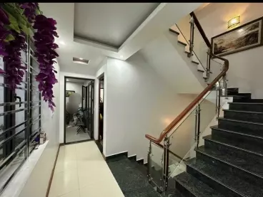 Hong Bang