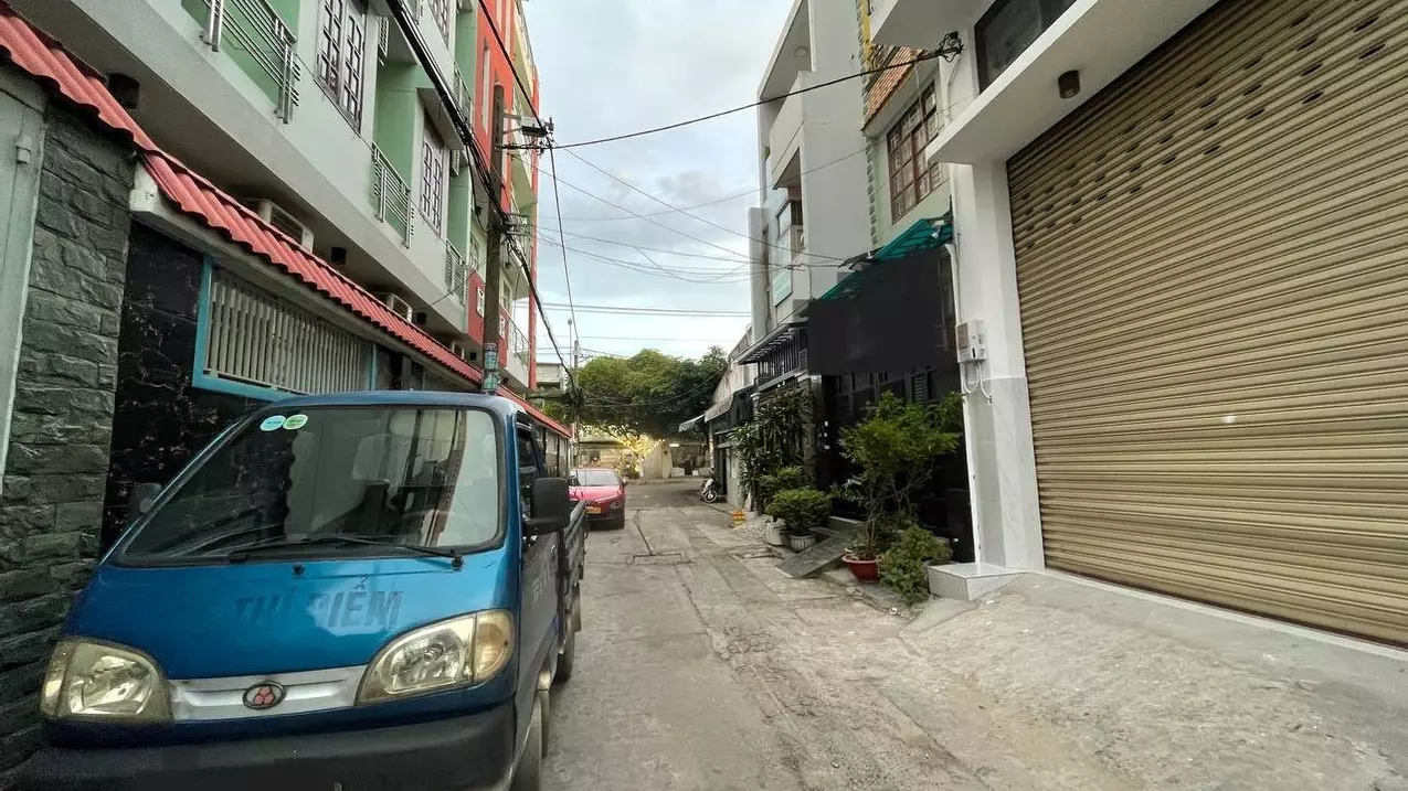 Tan Phu