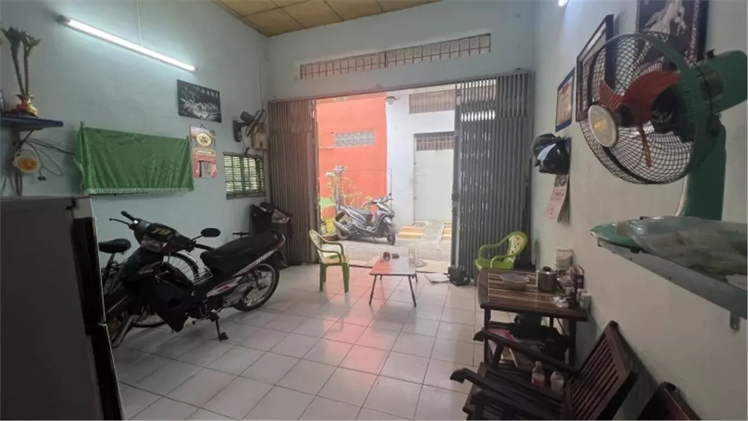 Tan Phu