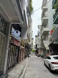 Nam Tu Liem