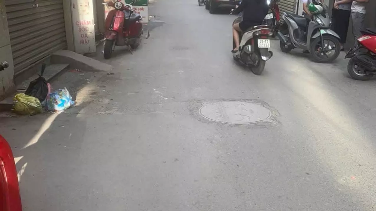 Nam Tu Liem
