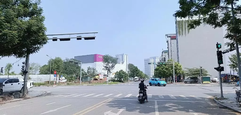 Ha Dong