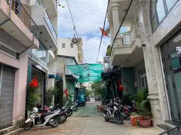 Binh Tan
