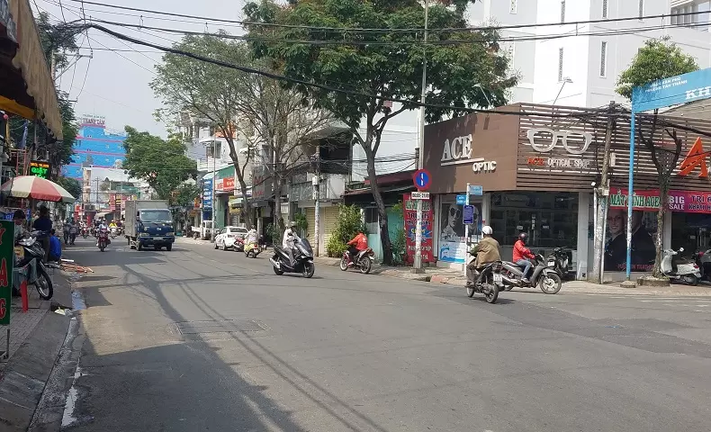 Tan Phu