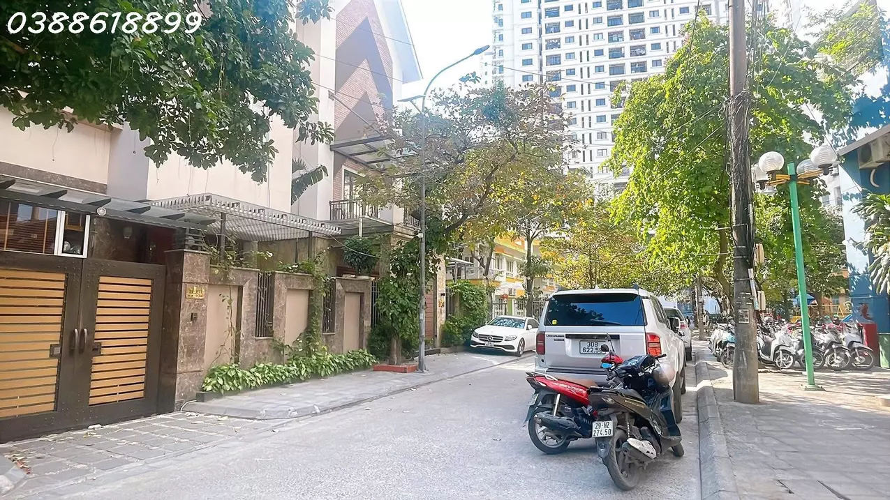 Nam Tu Liem