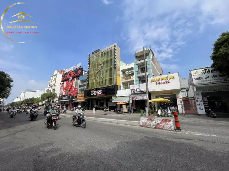 Tan Phu