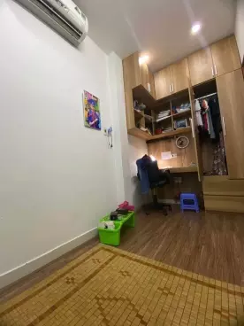 Ha Dong