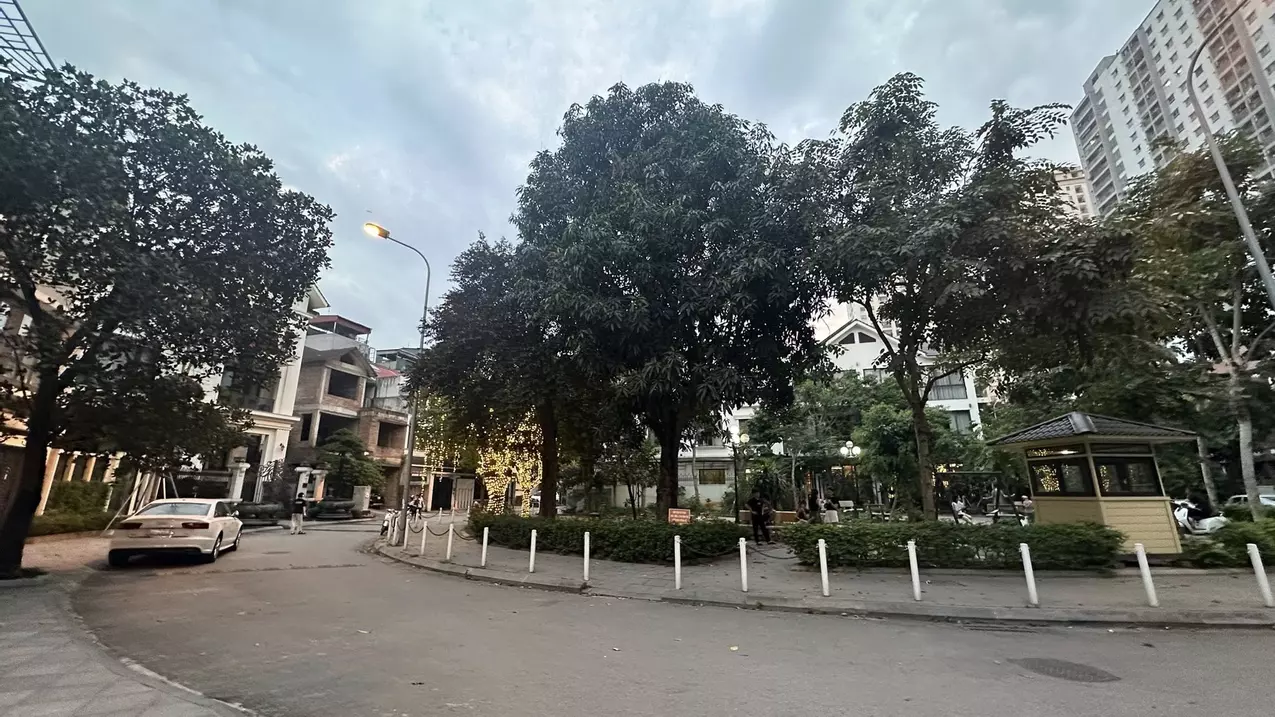 Nam Tu Liem