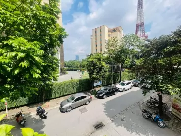 Nam Tu Liem