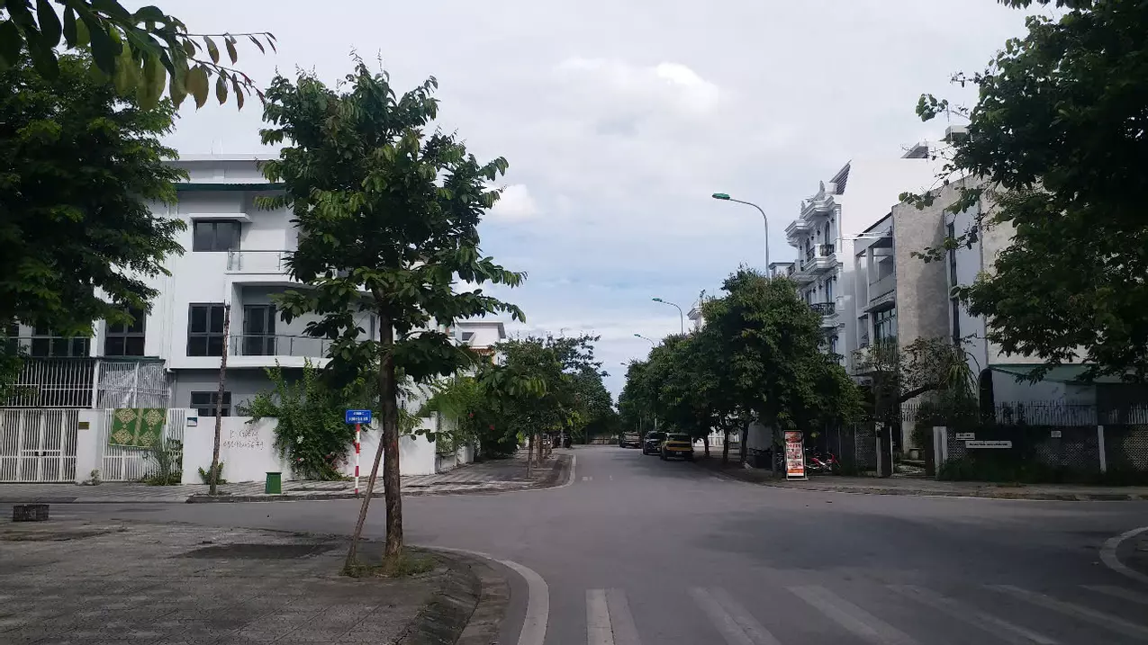 Nam Tu Liem