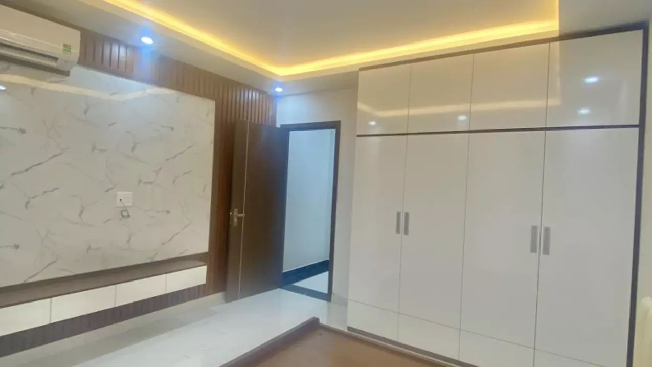 Hong Bang