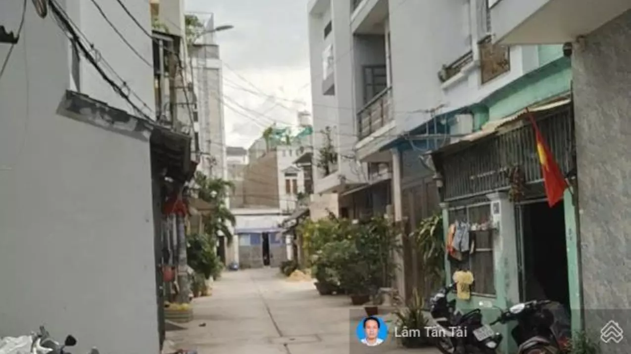 Tan Phu