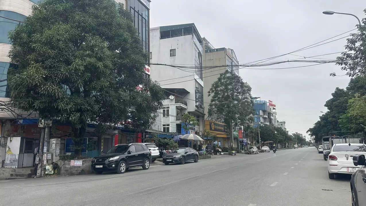 Nam Tu Liem