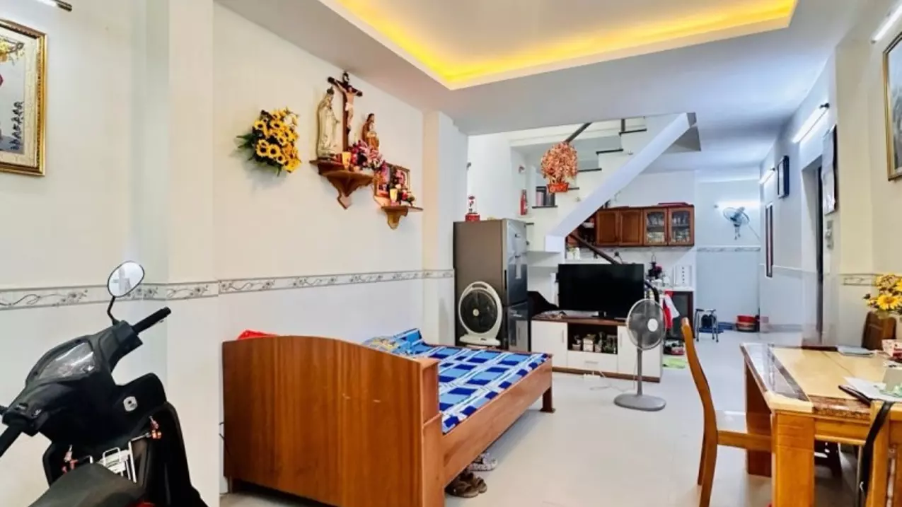 bui thi xuan - ward 3 - tan binh - beautiful new house in the right - 52m2 sufficient cn - book for prosperity - no planning